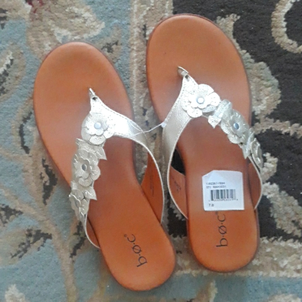 *Host Pick*b.o.c adorable sandals